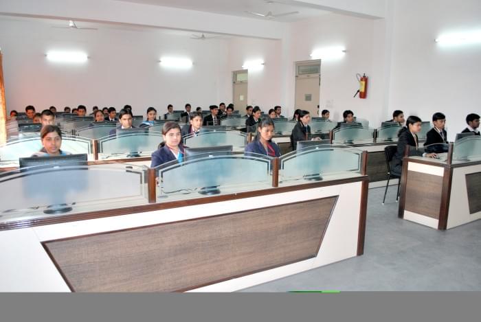 Shri Ram College Of Law Muzaffarnagar College Images photo 2