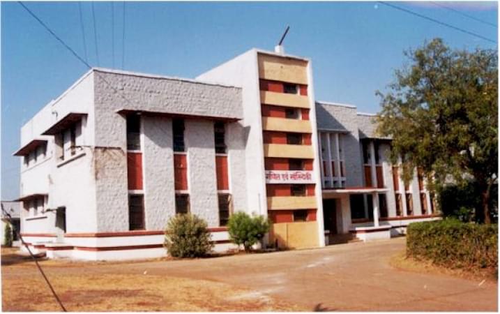 Dr. Hari singh Gour University Sagar Academic Building photo 10