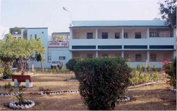 Dr. Hari singh Gour University Sagar Academic Building photo 5