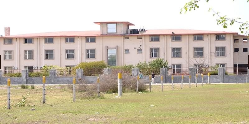 Arni University Kangra Academic Building photo 10