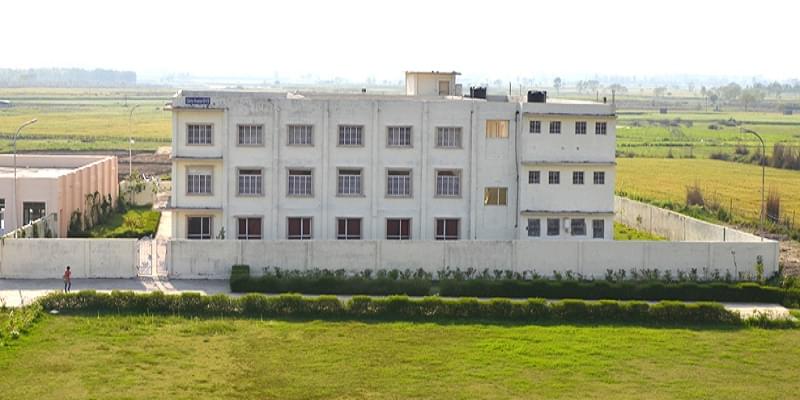 Arni University Kangra Academic Building photo 4