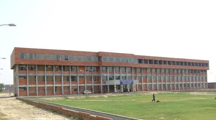 Adesh University Bathinda Campus photo 3