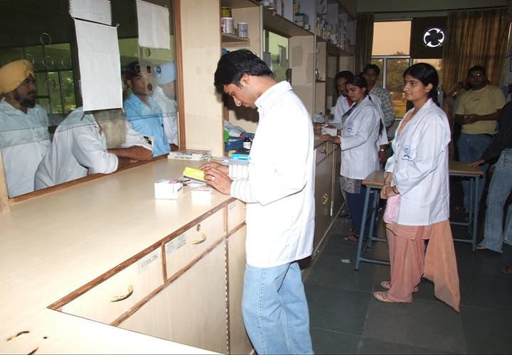 Adesh University Bathinda Academic photo 4