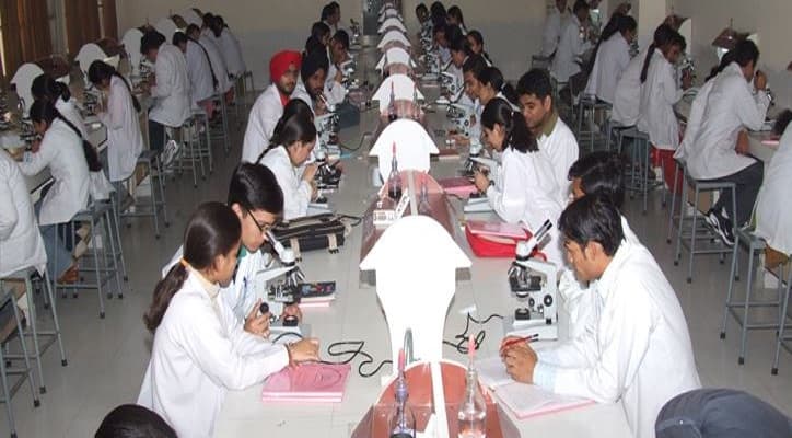 Adesh University Bathinda Academic photo 1