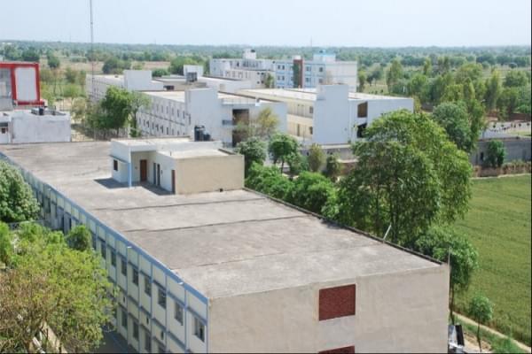 Guru Kashi University Bathinda Academic Building photo 7