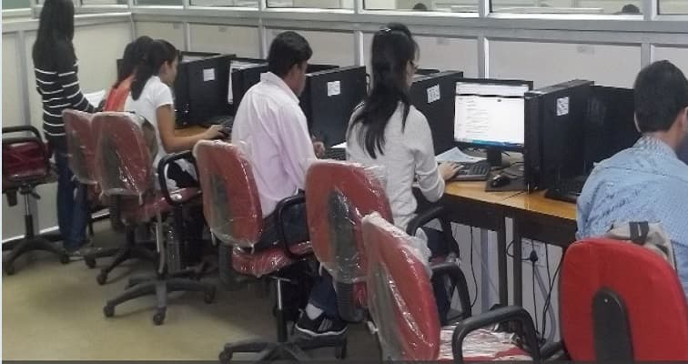 Delhi University Labs photo 2