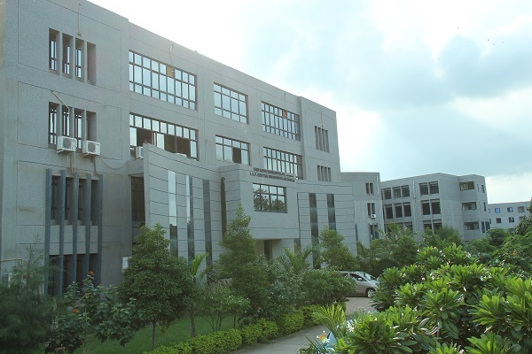 KSV Gandhinagar Academic Building photo 1