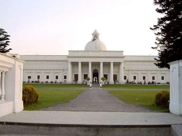 IIT Roorkee Academic Building photo 5