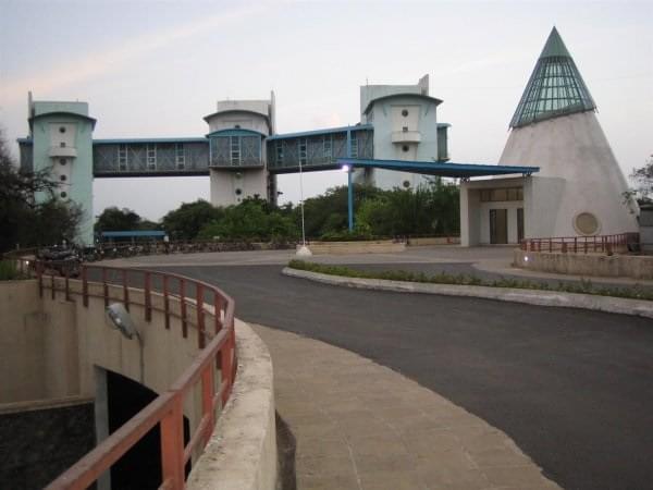 IIT Bombay Academic Building photo 3