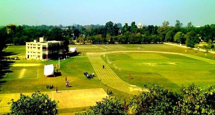 IIT BHU Campus photo 1