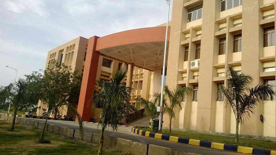 JNTUK Campus photo 2