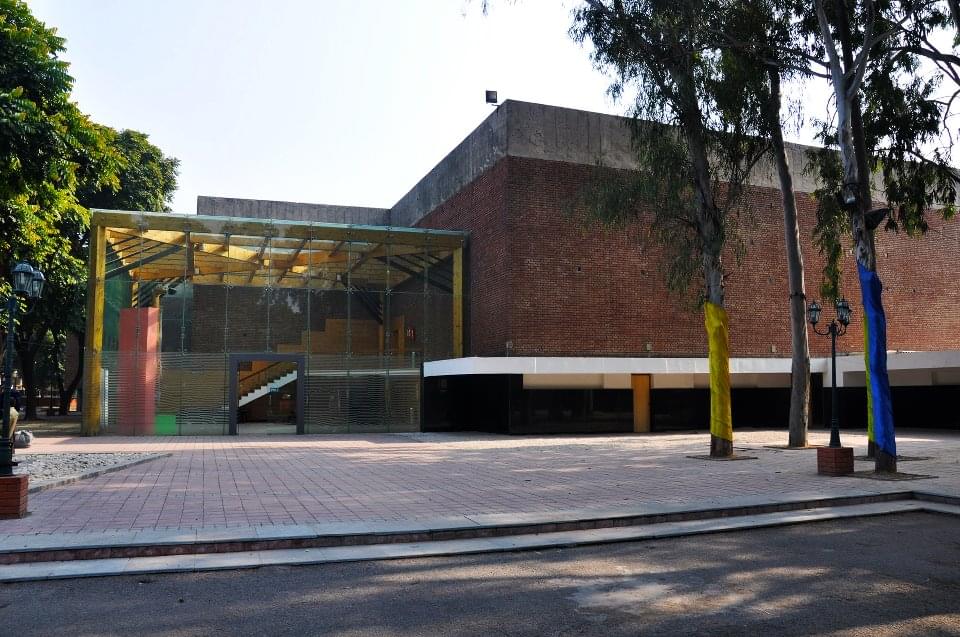 PEC Chandigarh Academic Building photo 3