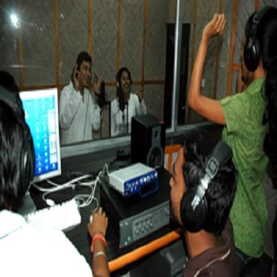 Indian Institute of Journalism and New Media Bangalore Labs photo 1