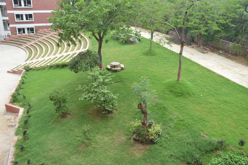 IMI Delhi Infrastructure photo 3