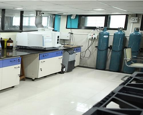 ICT Mumbai Laboratory photo 3