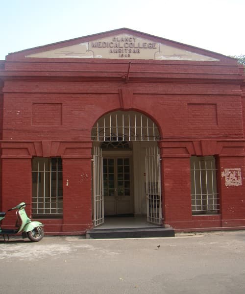 GMC Amritsar College Campus and Hospital Building photo 6