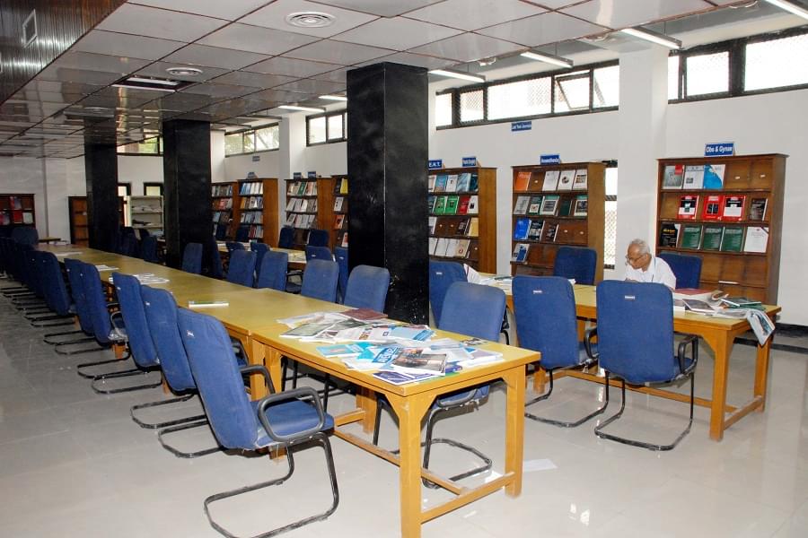 MAMC Delhi Library photo 5