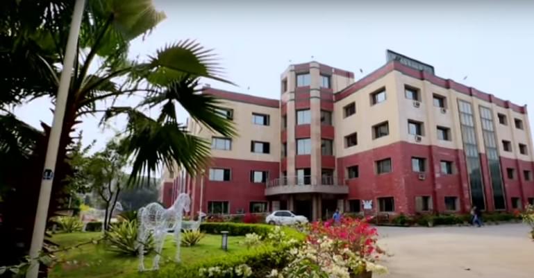 GGSIPU Academic Building photo 17