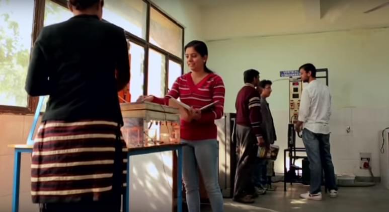 GGSIPU Laboratory photo 4