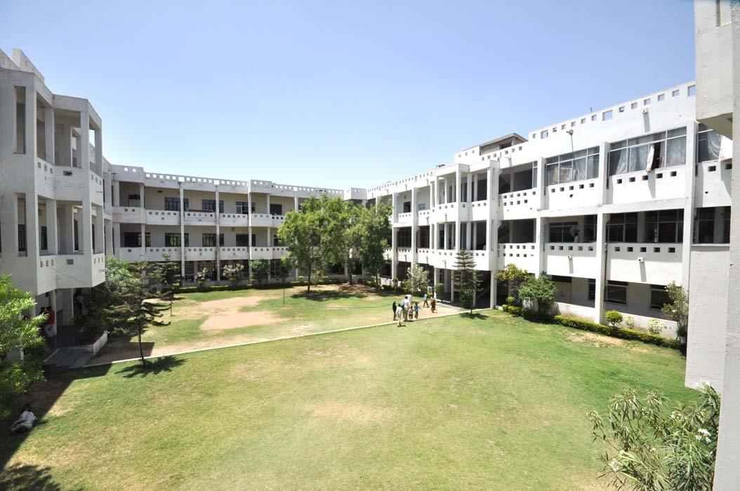 Pacific University Udaipur Academic Buildings photo 14