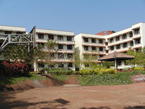 Yenepoya University Mangalore Academic Building photo 3