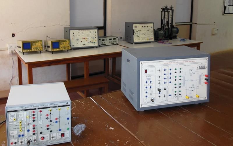 Ganpat University Mehsana Laboratory photo 17