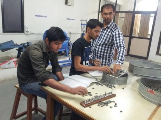 Ganpat University Mehsana Laboratory photo 3