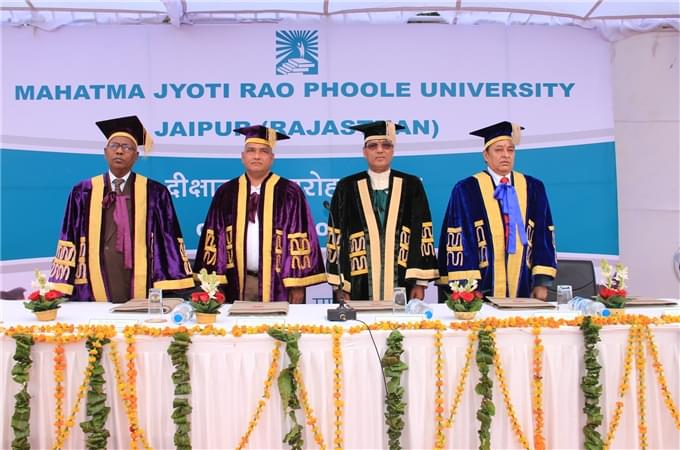 Mahatma Jyoti Rao Phoole University Jaipur Convocation photo 1