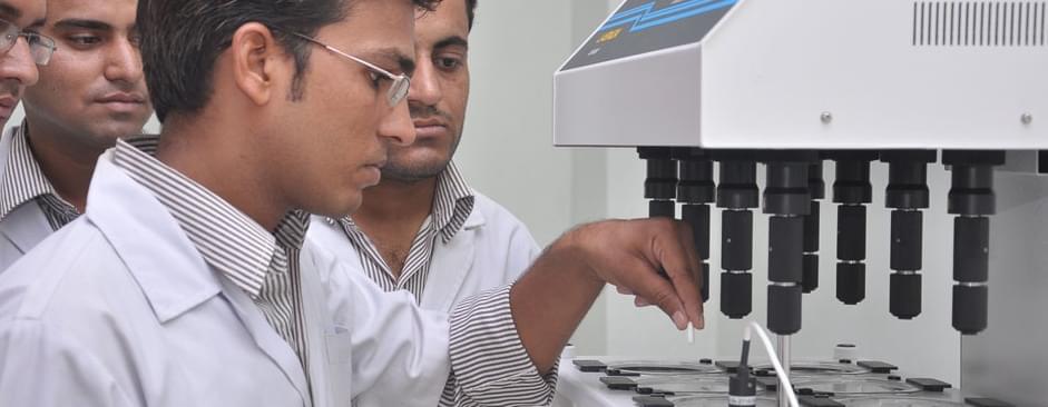 Mahatma Jyoti Rao Phoole University Jaipur Labs photo 1