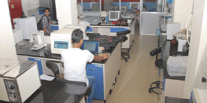 YSPUHF Labs and Classrooms photo 3