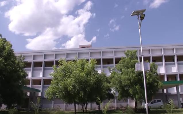 Madurai Kamaraj University Academic Building photo 4