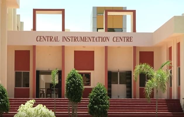 Madurai Kamaraj University Academic Building photo 8