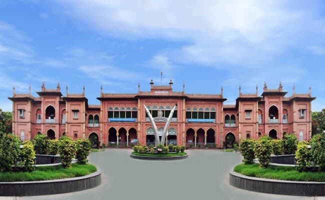 TANUVAS Academic Building photo 3