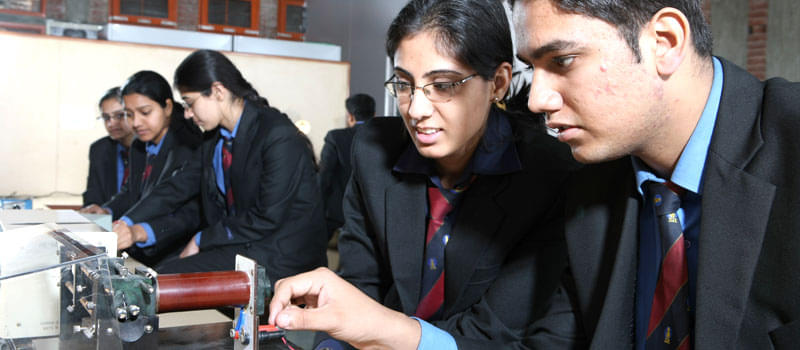 JIIT Noida Labs photo 8