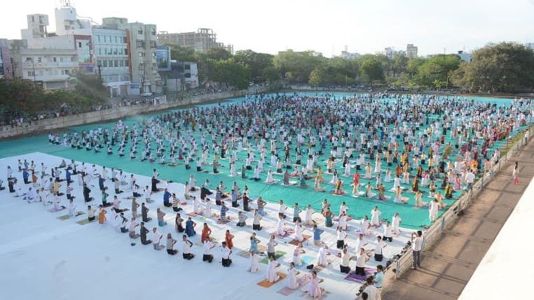 Gujarat Ayurved University Jamnagar International Yoga Day photo 5