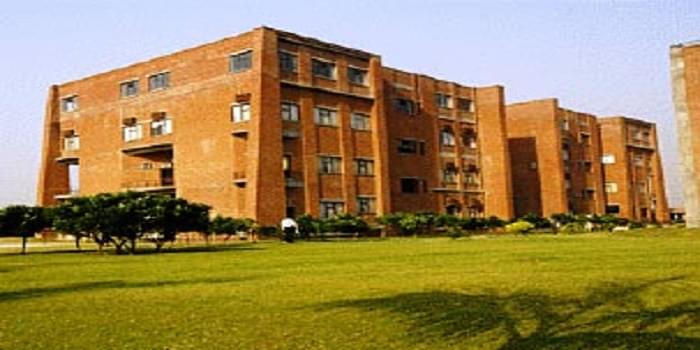 IILM Institute for Business & Management Gurgaon Academic Building photo 4