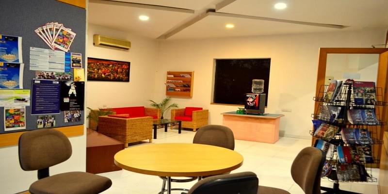 IILM Institute for Business & Management Gurgaon Class-Rooms photo 2