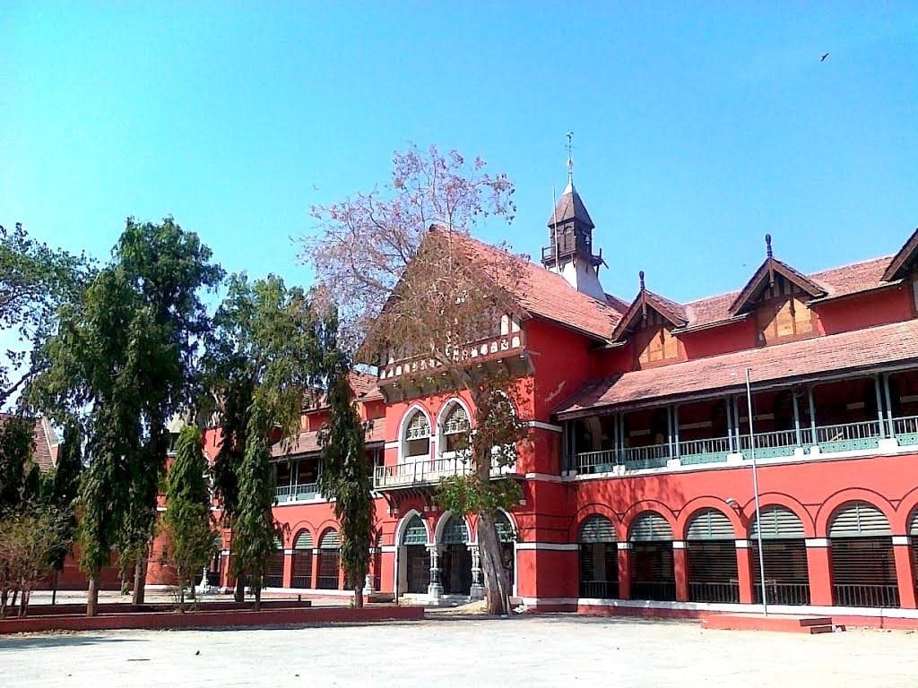 Gujarat Arts and Science College Ahmedabad Academic Building photo 3