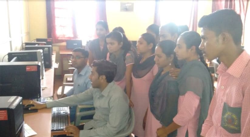 DAV Velankar College of Commerce Solapur Facilities photo 1