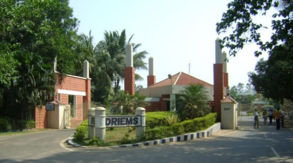 DRIEMS University Academic Building photo 1