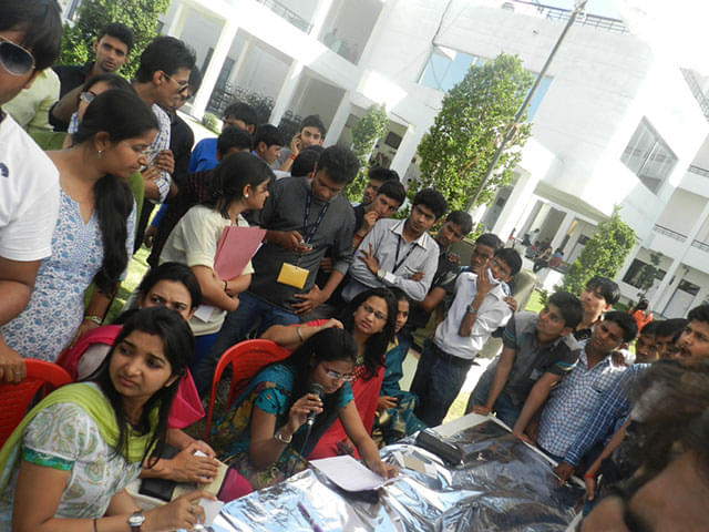 AXIS Business School Kanpur Campus Event photo 2