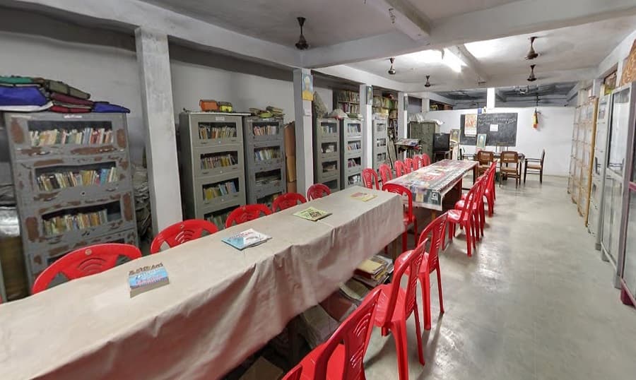 Dr. Rajendra Prasad Memorial Degree College Lucknow Laboratory and Library photo 4