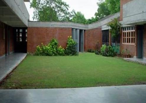 B K School of Business Management Ahmedabad College Campus photo 2