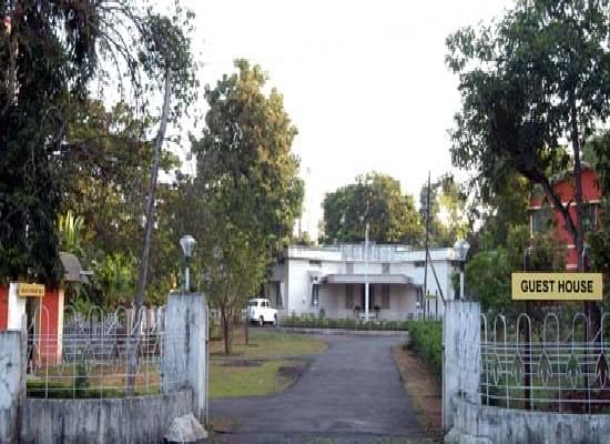 Calicut University College Building photo 10