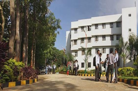 Indus Business Academy Bangalore Academic building photo 2