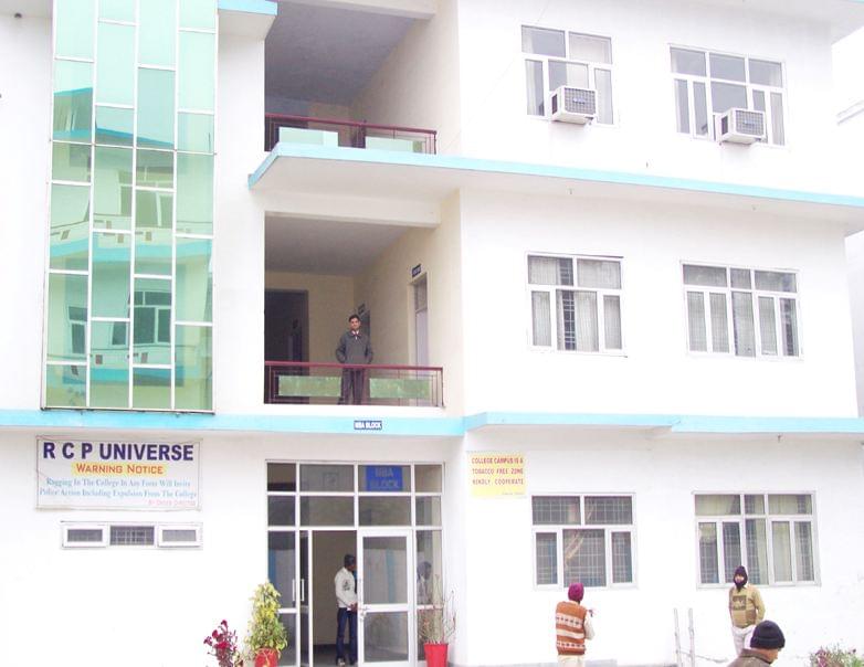 Roorkee College of Management and Computer Application Dehradun Academic Building photo 1