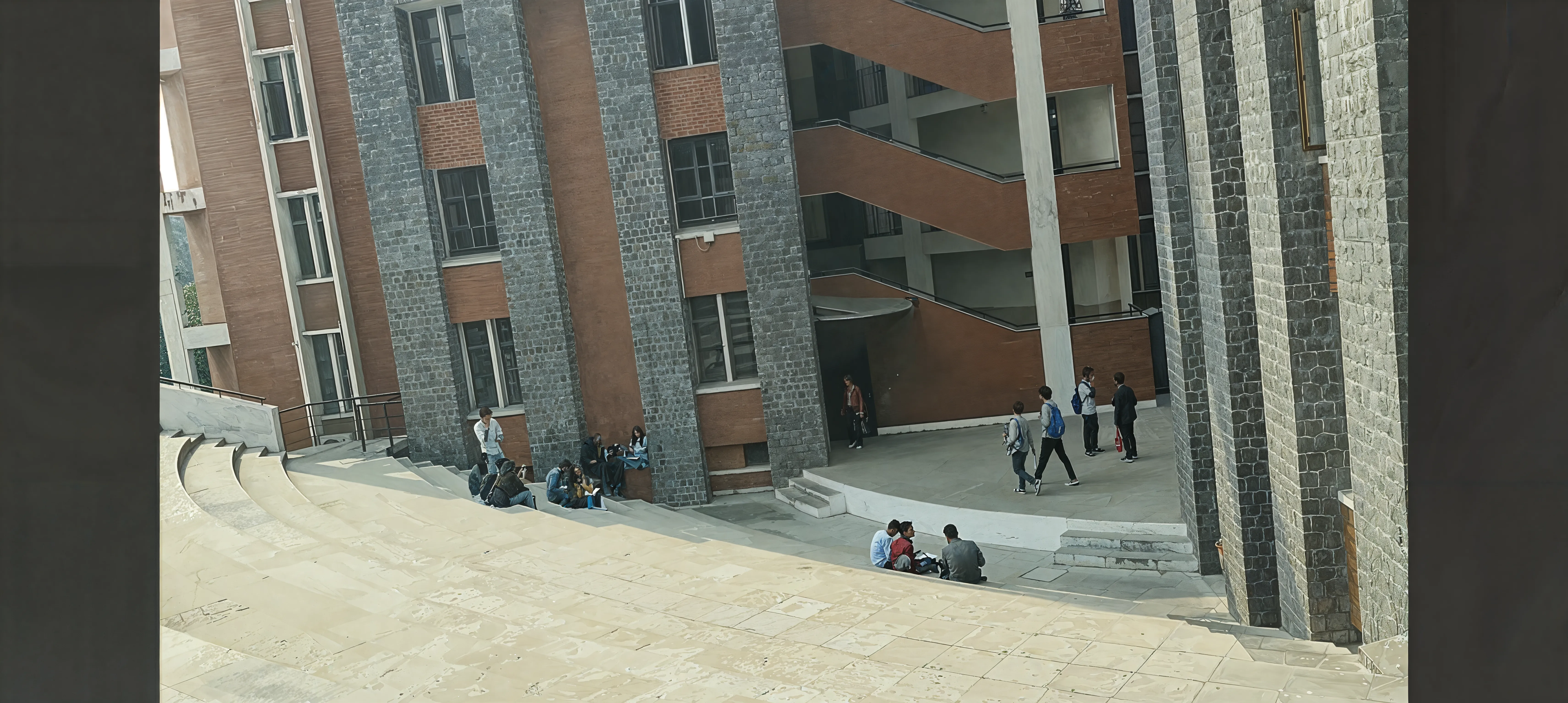 ADGIPS campus photo 12