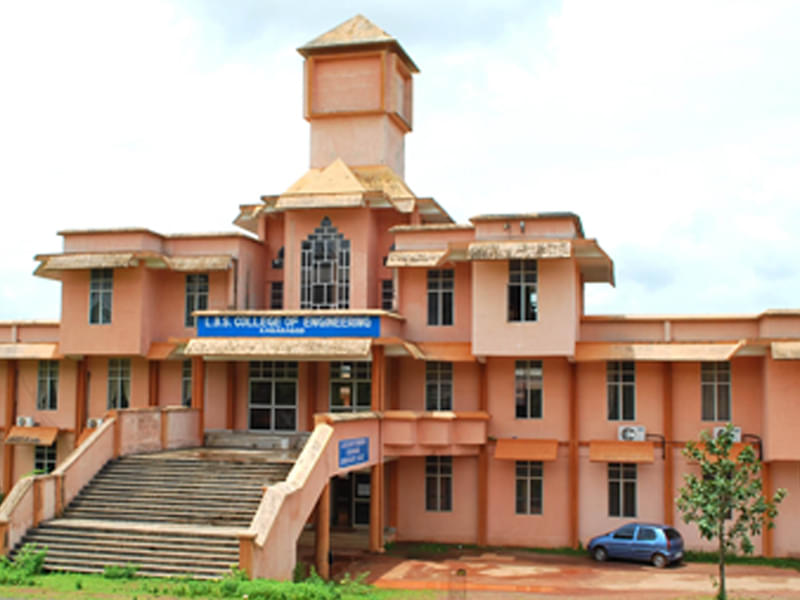 L.B.S. College of Engineering Kasaragod Academic Building photo 1