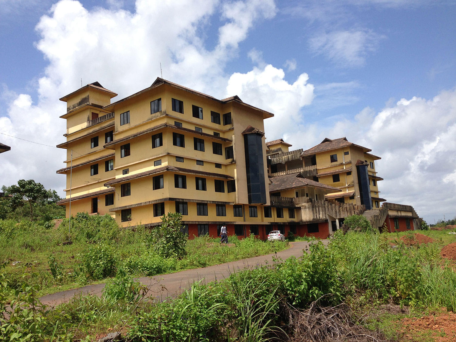 L.B.S. College of Engineering Kasaragod Academic Building photo 4