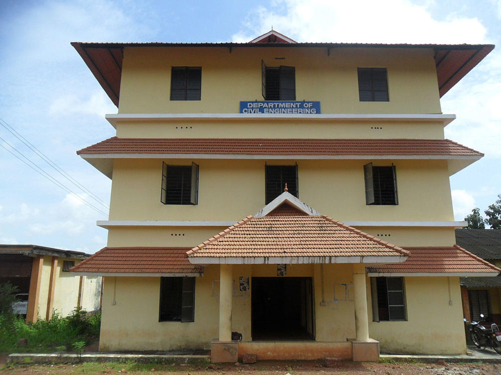 L.B.S. College of Engineering Kasaragod Academic Building photo 3